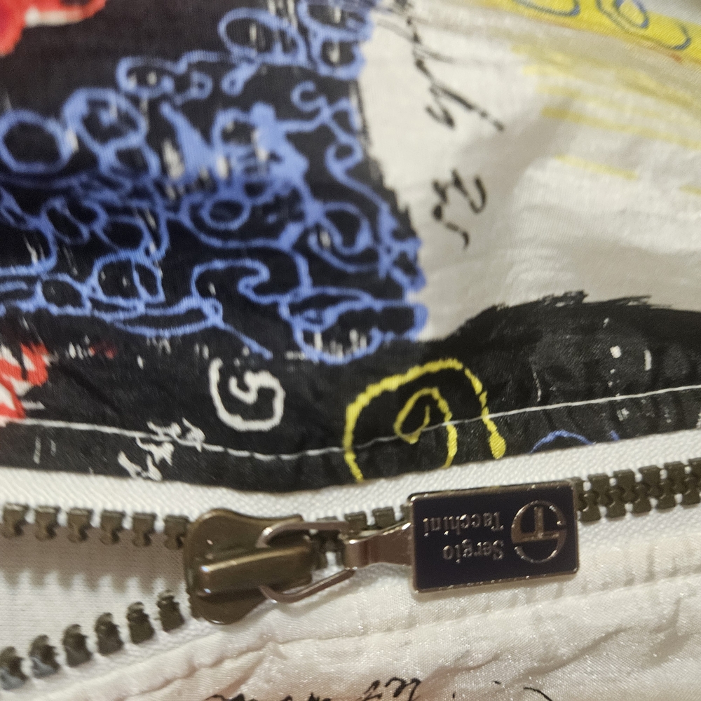 Sergio Tacchini Red and White Bomber Jacket with Artistic Flair - Picture 9 of 10